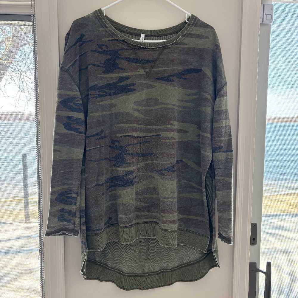 Z Supply Weekender Shirt Camo